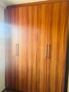 2 bedrooms apartment to LET in Fleurhof Valley complex ext 5