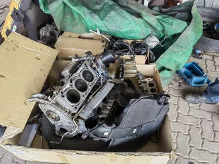Ml 350 W166 Engine Stripping For Spares