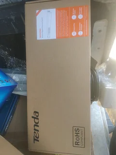 Tenda 16 port network switch