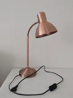 Table lamp