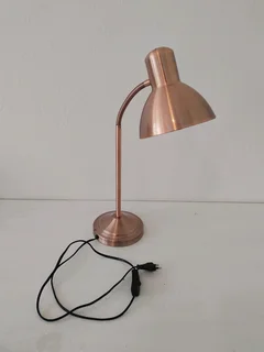 Table lamp