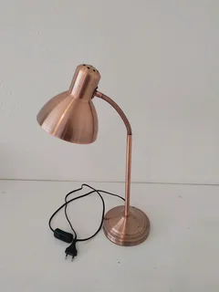 Table lamp