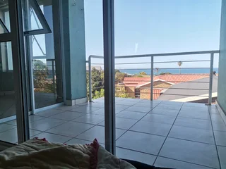 2 Bedroom Apartment to Rent in Central Jeffrey&#39;s Bay