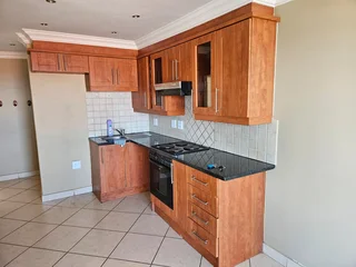 2 Bedroom Apartment to Rent in Central Jeffrey&#39;s Bay