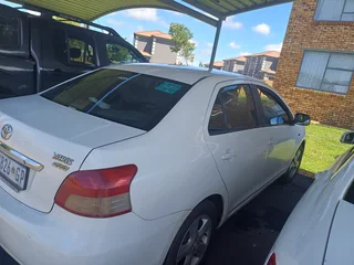 2009 Toyota Yaris Sedan
