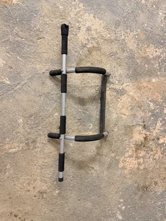 Home Gym Equipment - pull up bar