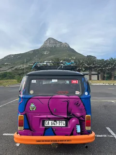 VOLKSWAGEN KOMBI