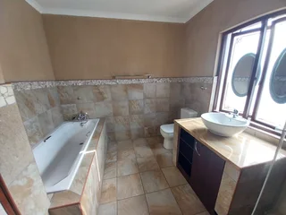 Unit to rent - Alan Manor JHB South - R8500