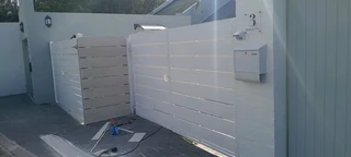 Nutec gates and boundary fence