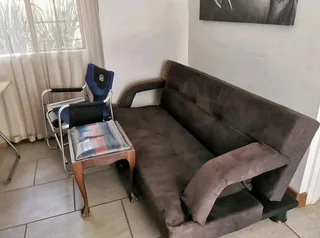 2 bedroom Flat to rent in Pretorius Park Garsfontein East