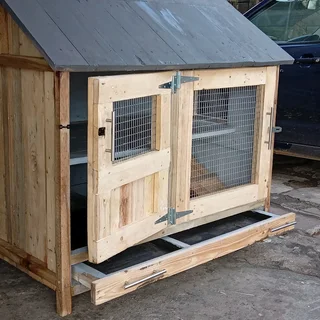 Rabbit hutch