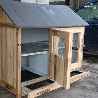 Rabbit hutch