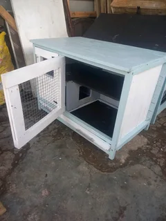 Large Rabbit hutch