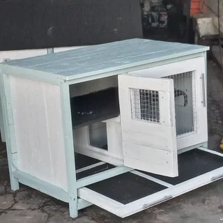 Large Rabbit hutch