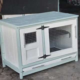 Large Rabbit hutch