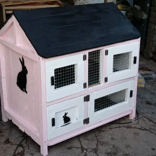 Rabbit hutch