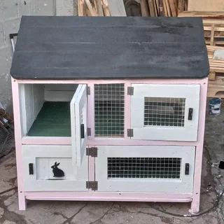 Rabbit hutch