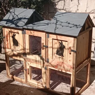 Rabbit hutch