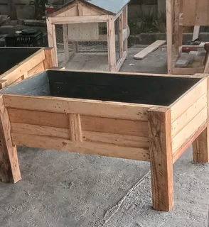 Planterboxes,  steady and neat