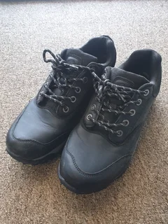 Urbanart Black Sneakers – Infused Foam Comfort (Men’s Size 11)