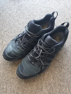 Adidas Terrex Black Trail Shoes – Continental Grip Soles (Men’s Size 12)