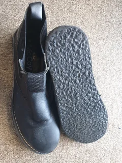 The Real McCoy Black Slip-On Work Boots – Textured Grip Sole (Men’s Size 11)