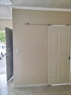 One Room unit available for Rent