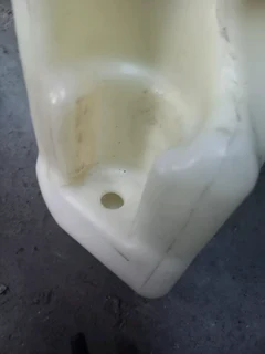 Vw polo vivo windscreen  washer bottle  with motor