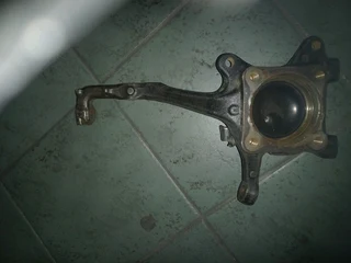 NEW Toyota hilux gd6 left front  knuckle
