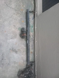 Nissan sentra,sabre towbar