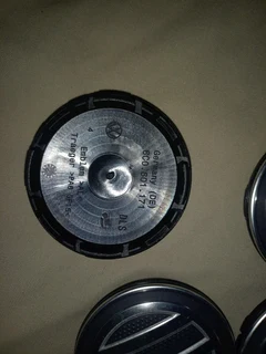 Vw center  caps