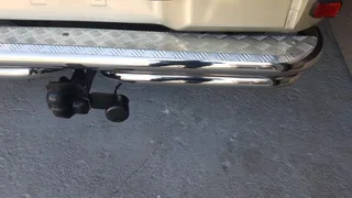 2005 toyota Hilux legend  35 rear step plate