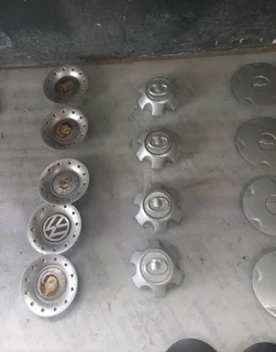 Center  caps  R100 each