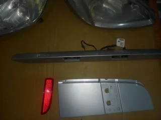 Mercedes benz vito w639 115cdi  parts