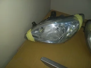 Mercedes benz vito w639 115cdi  parts