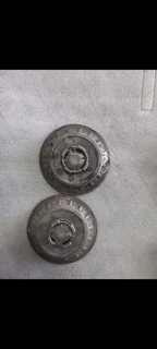 Center  caps  R100 each