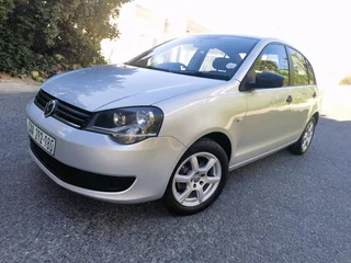 VW Polo Sedan 1.4i Blueline in pristine condition