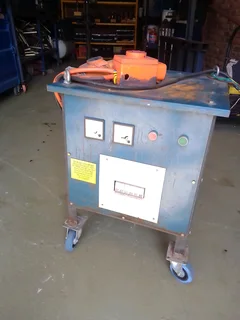 Gene-lec Inverter/converter 220-380 Volt For Sale: = R 30 000