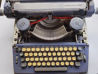 Adler Gabriele 5000 Typewriter