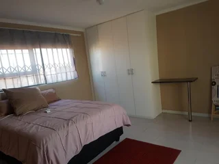 Bachelor apartment accommodation in KAGISO for R3350