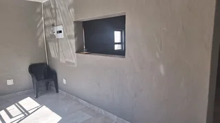 Cottage for rent in Rosebank/Parkwood and walking distance to GOOD MAN GALLERY for R6500.00