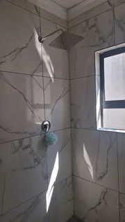 Cottage for rent in Rosebank/Parkwood and walking distance to GOOD MAN GALLERY for R6500.00