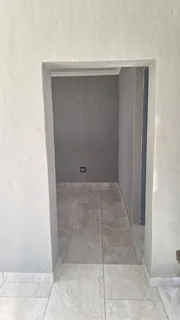 Cottage for rent in Rosebank/Parkwood and walking distance to GOOD MAN GALLERY for R6500.00