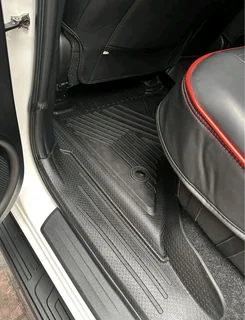 Toyota Hilux GD-6 Rubber Moulded Floor Mats