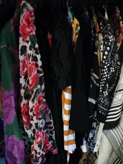 Massive Wardrobe Clearout Bale of 40 items for R1600