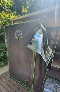 Full Grow Tent Kit &amp; Extras