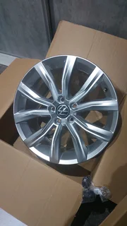 Set of 4 Grange Hill 18 inch Alloys