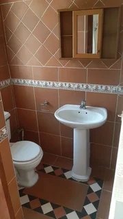 Studio Apartment in Village Setting 11km West of Forest Hill Mall