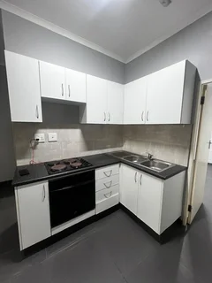 Pet Friendly Modern 2 Bedroom 2 Bathroom with secure parking based on the Bluff