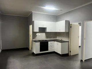 Pet Friendly Modern 2 Bedroom 2 Bathroom with secure parking based on the Bluff